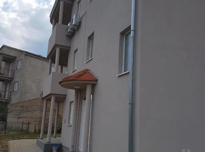 16998b *